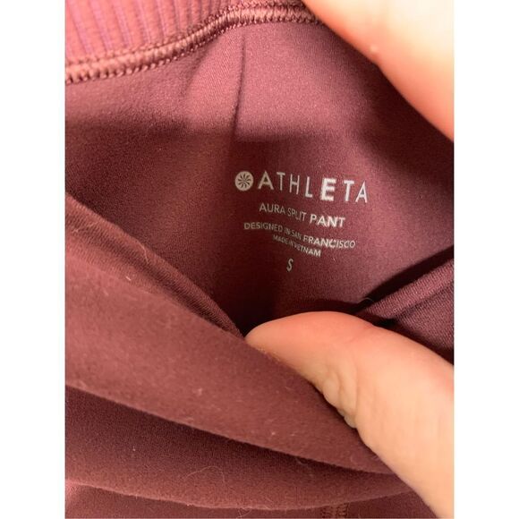 Athleta Aura Split Pant in Powervita Burgundy Size S - Picture 4 of 9